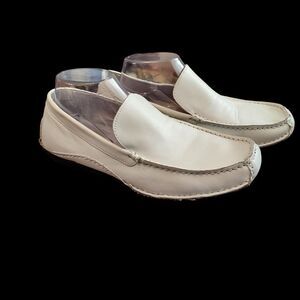 - -Steve Madden  men's loafers white VGC  8.5 like new